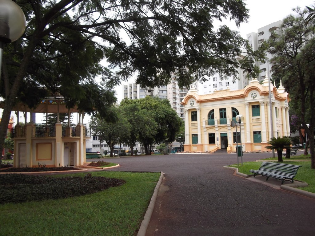 Conjunto Praça Clarimundo Carneiro, Edifício da Câmara Municipal e Coreto 2