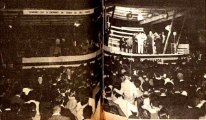 Plateia lotando o teatro da TV Record. Revista Radiolândia (1945). 